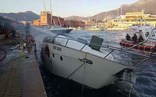 Imbarcazione a fuoco
tre morti a Loano